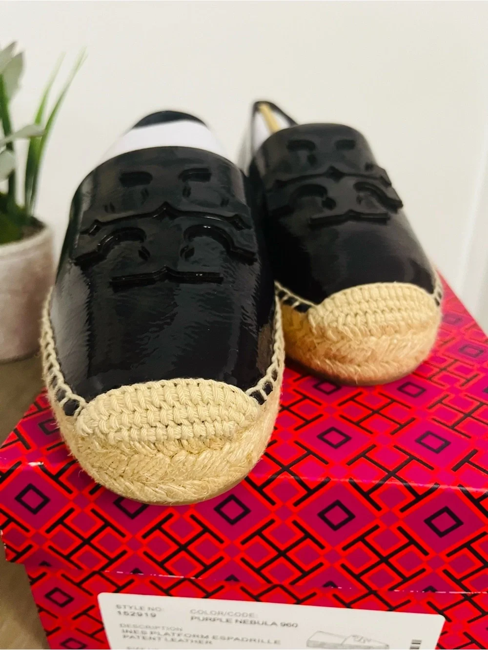 Tory Burch New Black Patent Espadrille Loafers with Woven Sole🔥🔥
